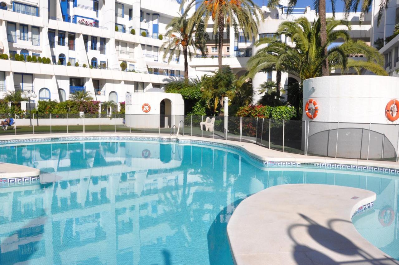 Marbella House Apartamento Duplex Exterior photo